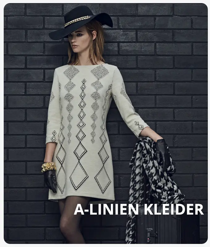 Ana Alcazar Model trägt A-Linien Kleid mit grafischem Muster