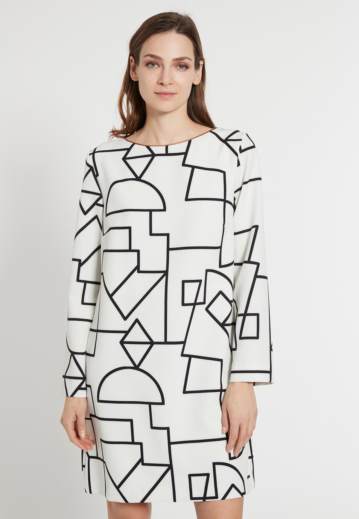 A-shaped dress Edvis in black&white with graphic pattern | Ana Alcazar