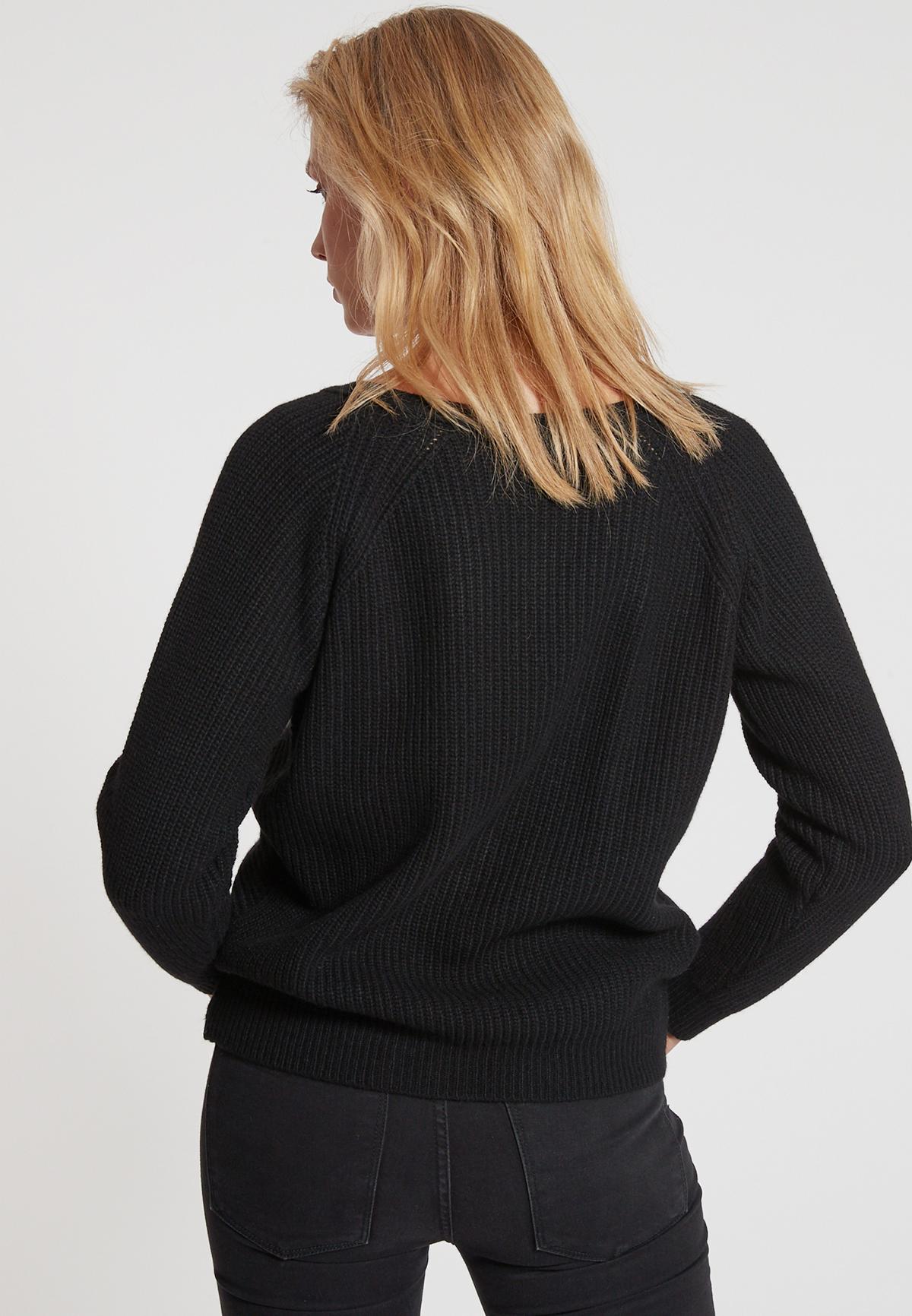 Short knitted sweater Evania in black with knot | Ana Alcazar